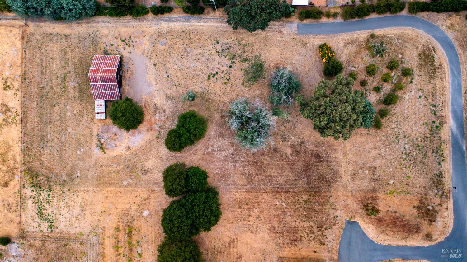 2010 Live Oak Farm Lane