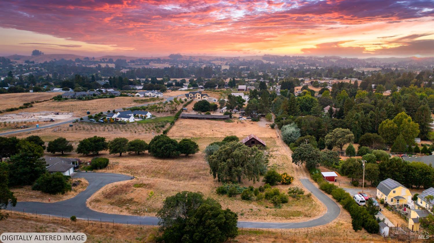 2010 Live Oak Farm Lane