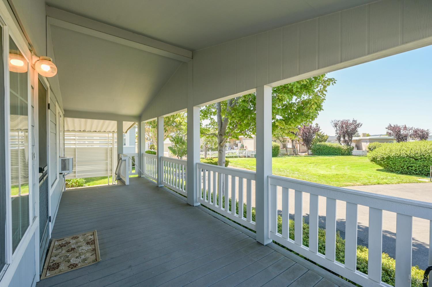 544 Rosewood Circle