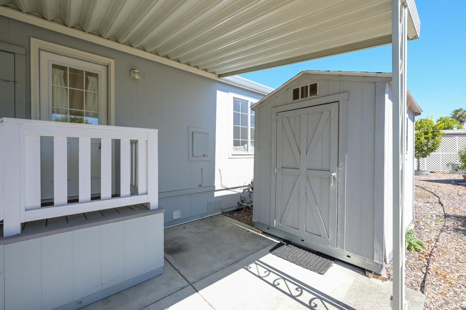 544 Rosewood Circle