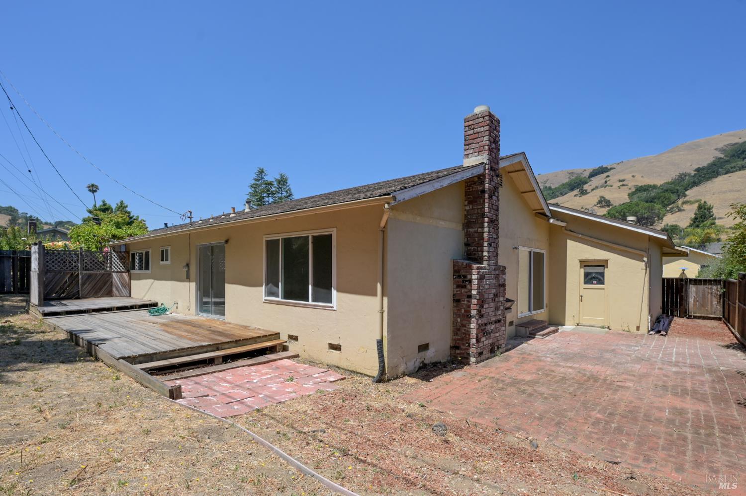 2615 Center Road