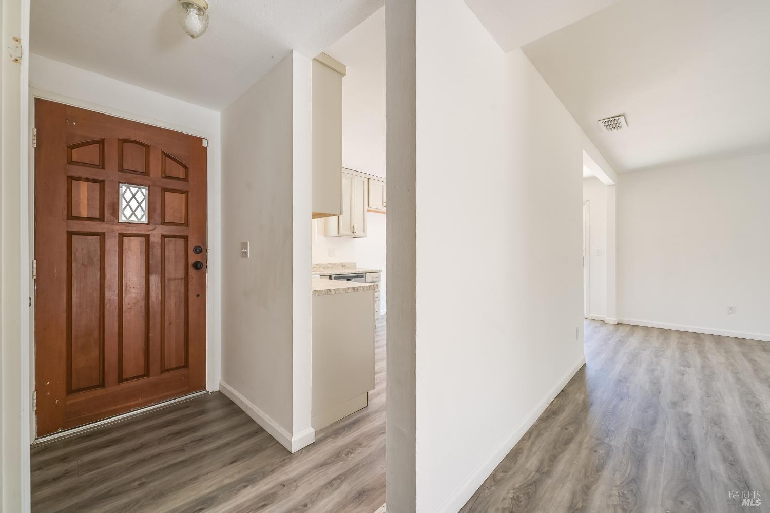 2615 Center Road