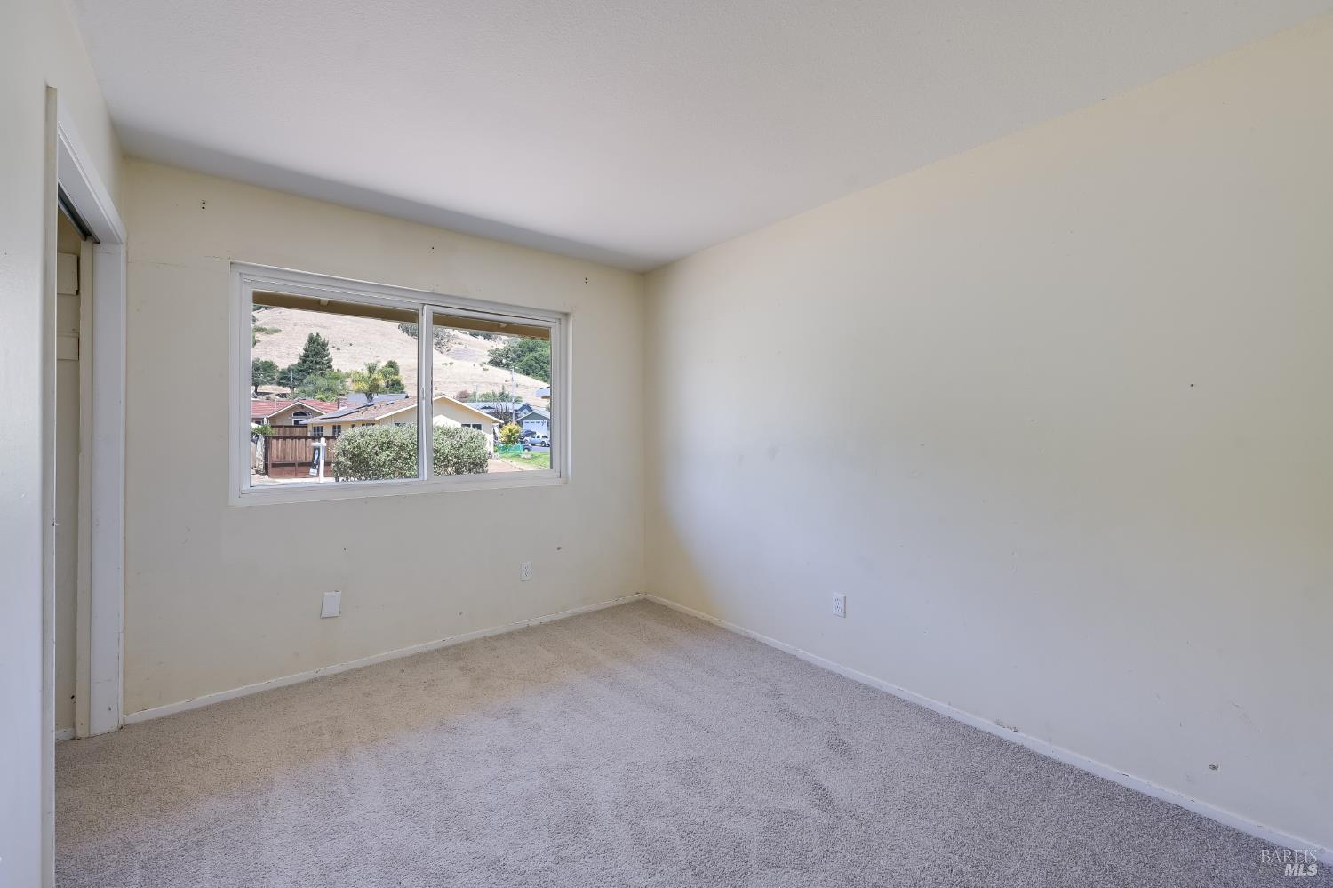 2615 Center Road