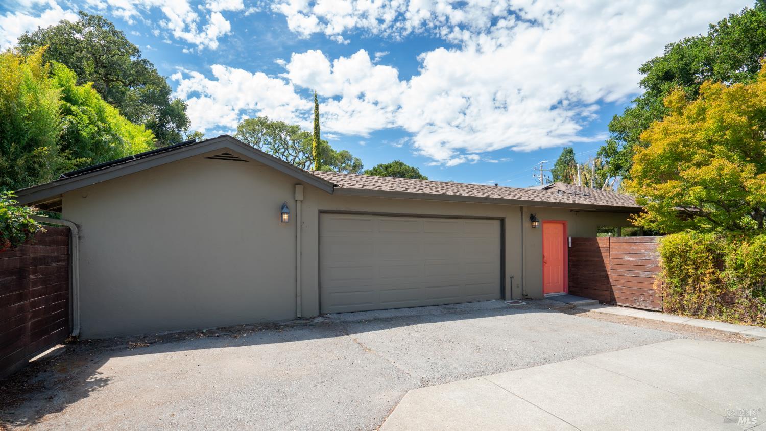 614 Deer Valley Court
