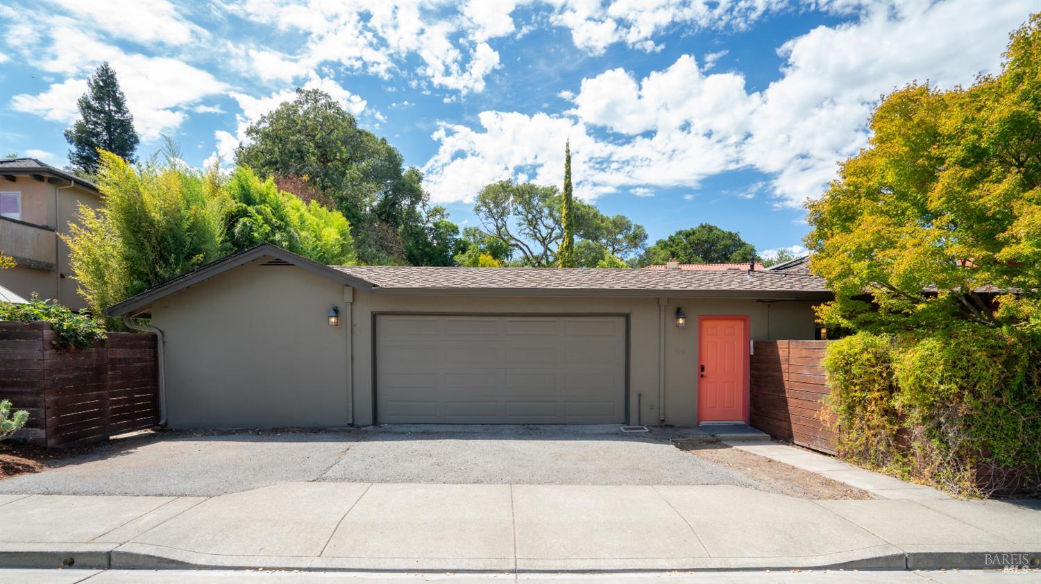 614 Deer Valley Court