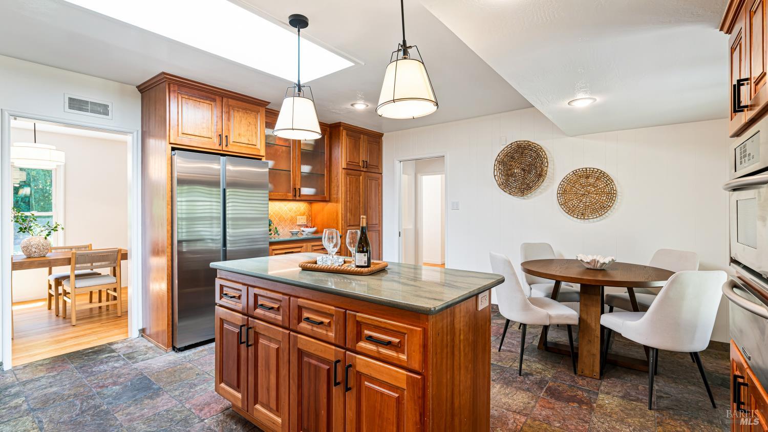 614 Deer Valley Court