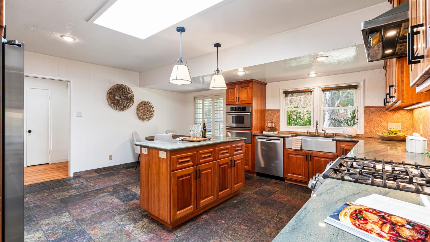 614 Deer Valley Court