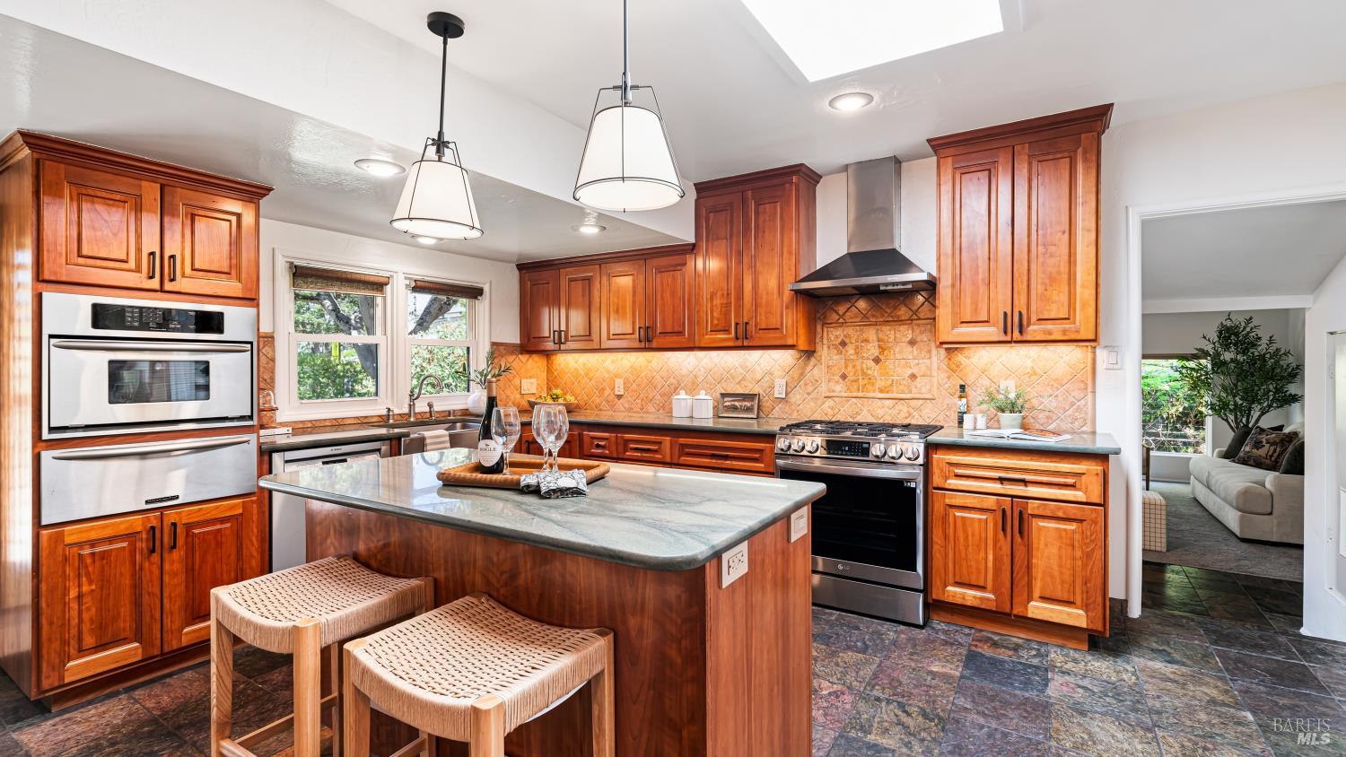 614 Deer Valley Court