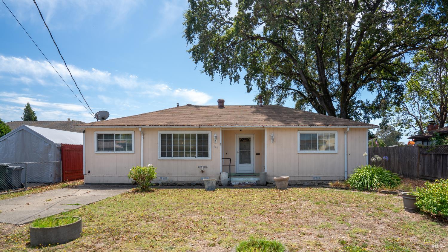 1444 Gloria Drive