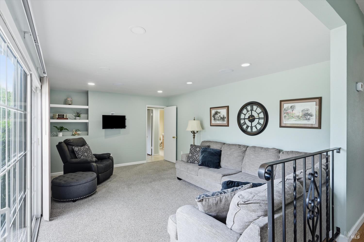 1657 Albin Way