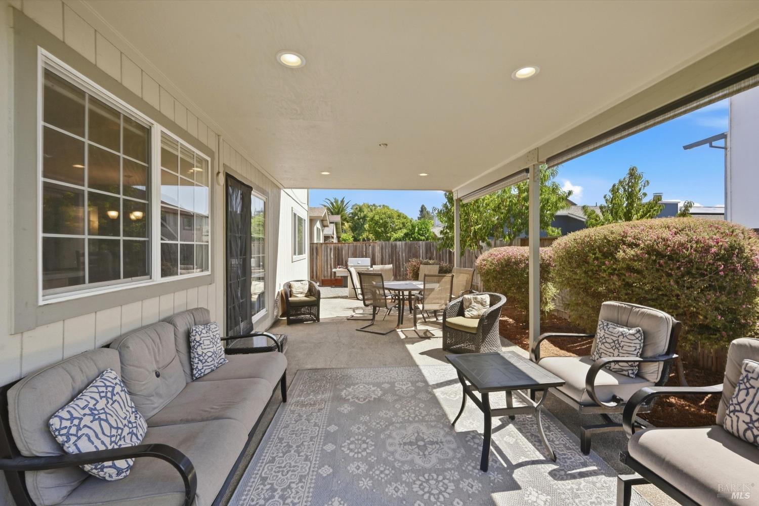 1411 Garrett Court