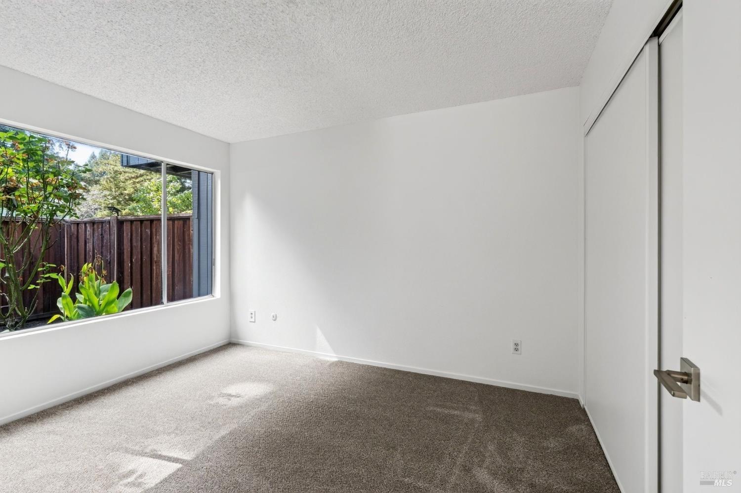 689 Racquet Club Circle