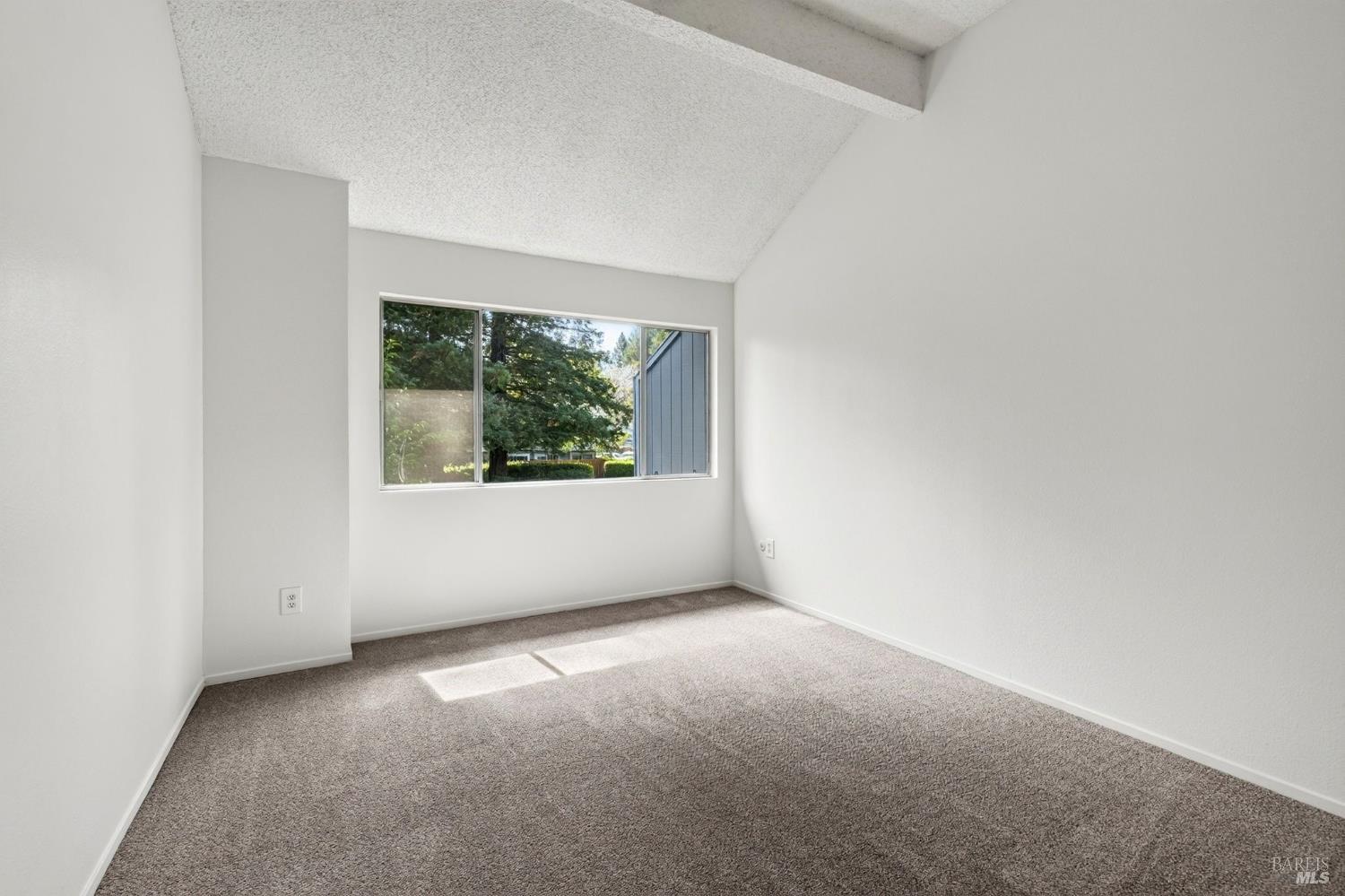 689 Racquet Club Circle