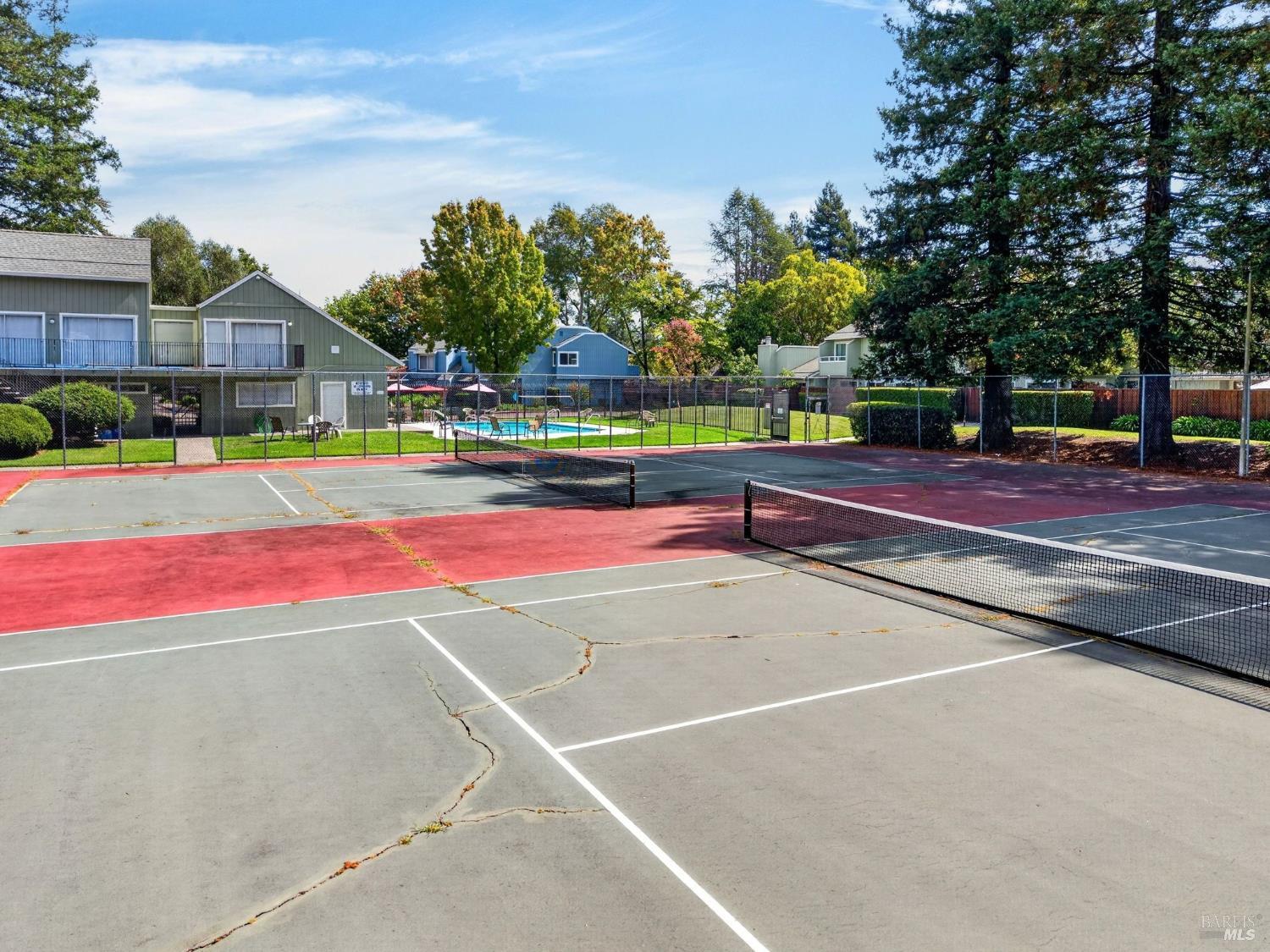 689 Racquet Club Circle