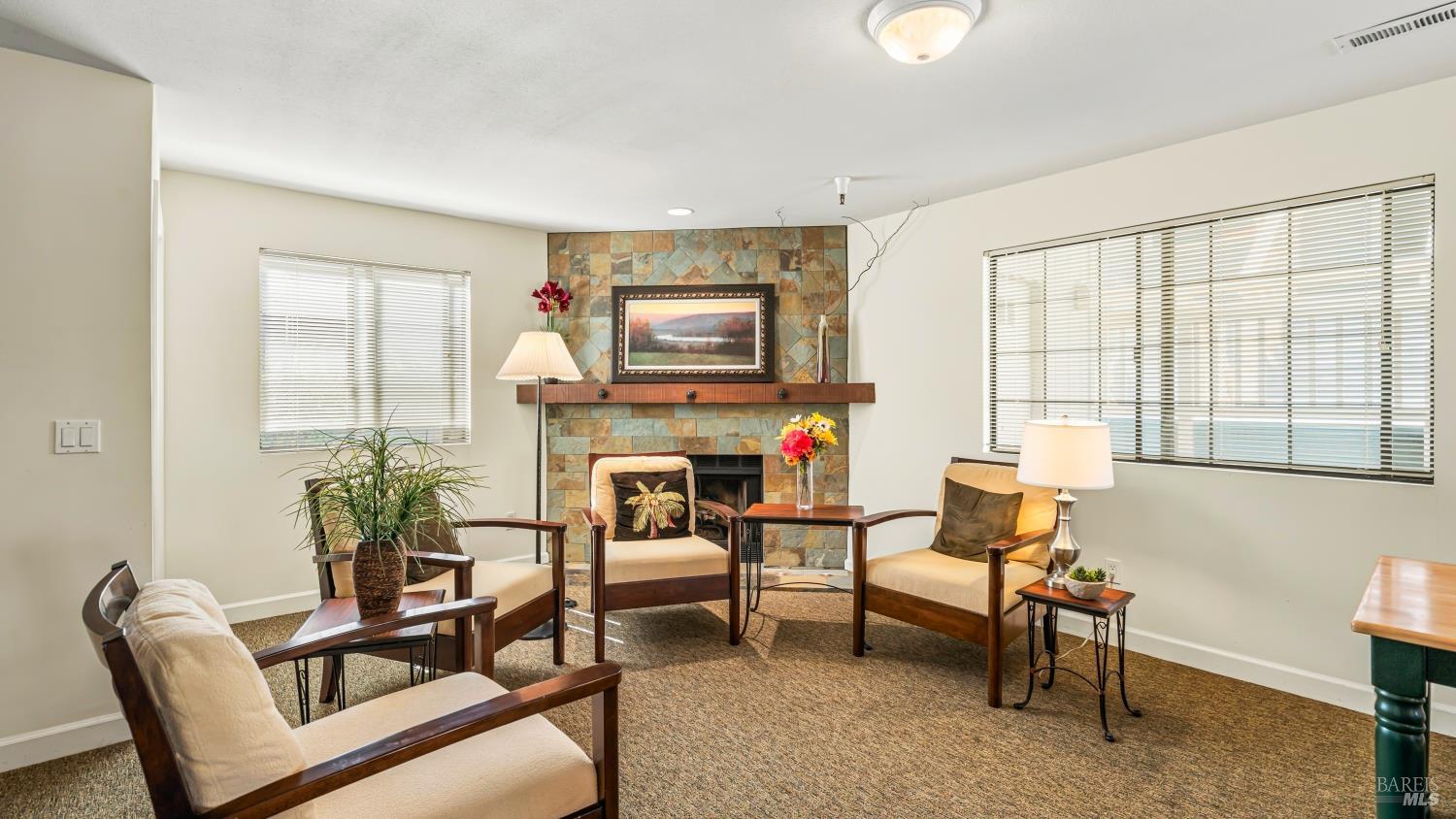 720 Petaluma Boulevard S Unit: #23