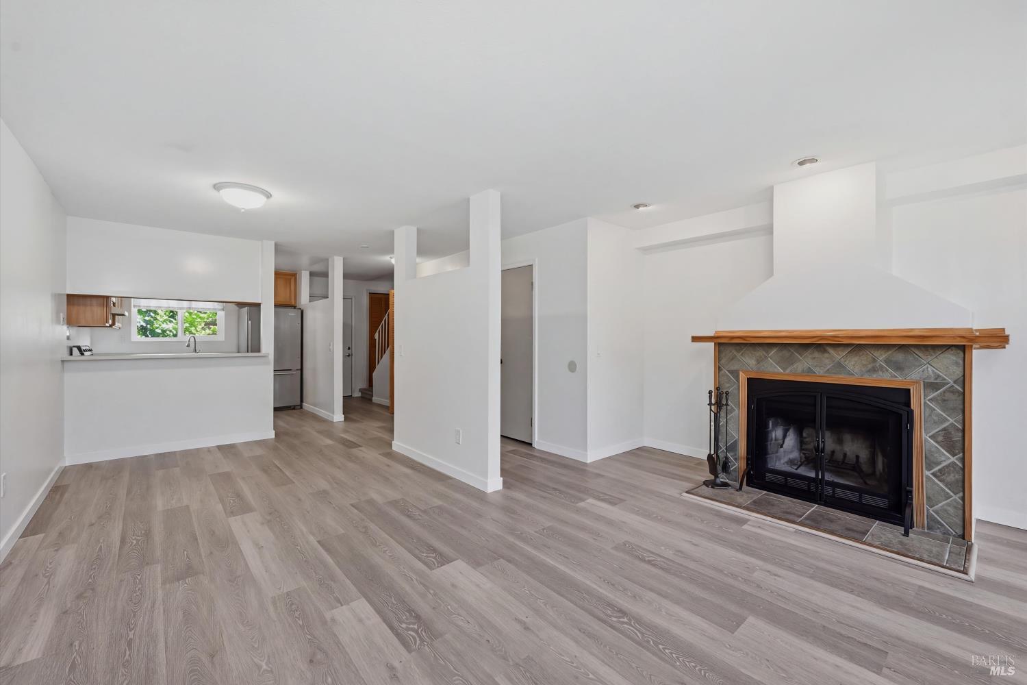 647 Racquet Club Circle