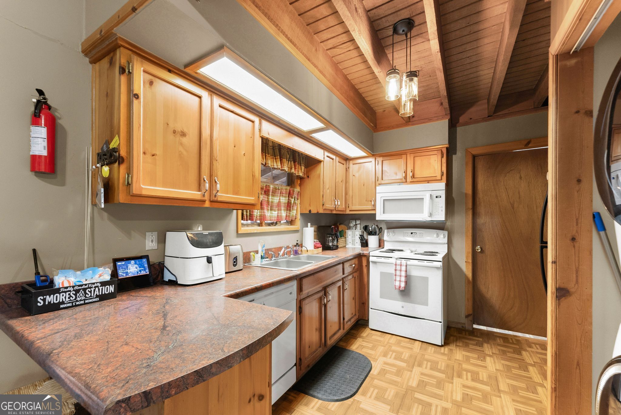 3 Ramblewood Drive