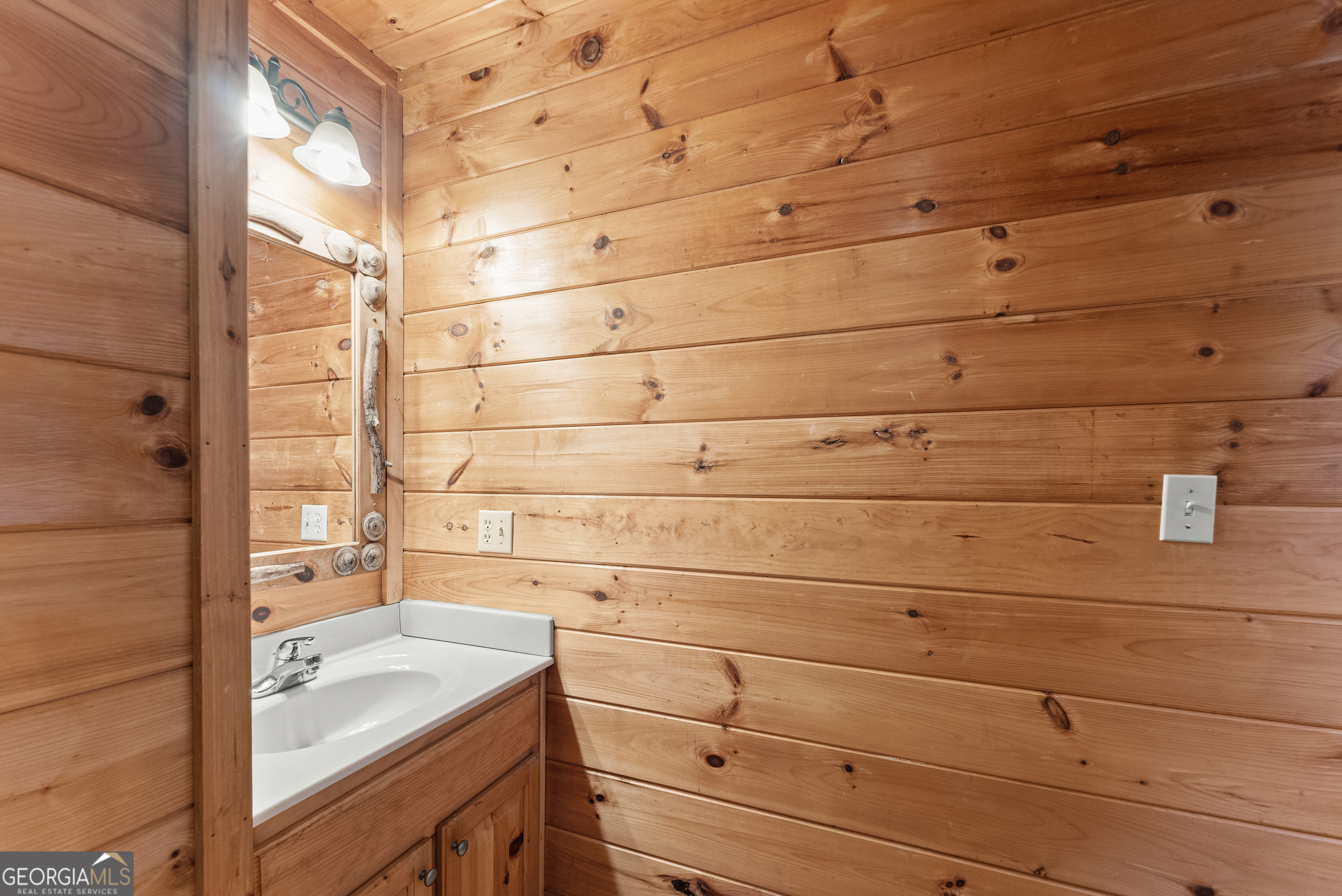 234 Old Indian Trail