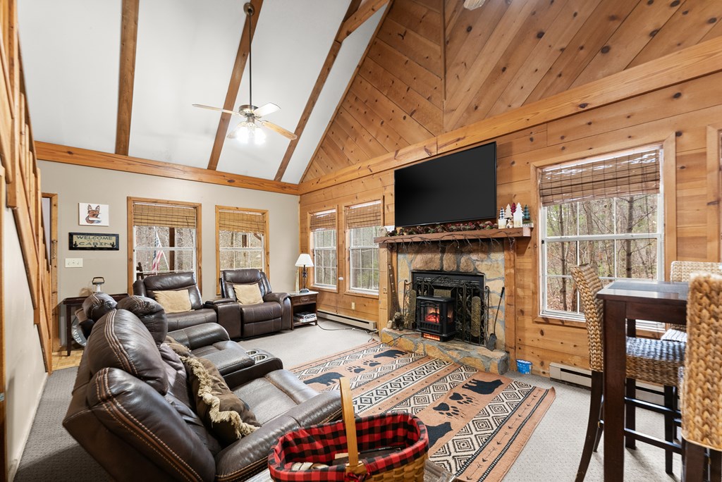 3 Ramblewood Drive