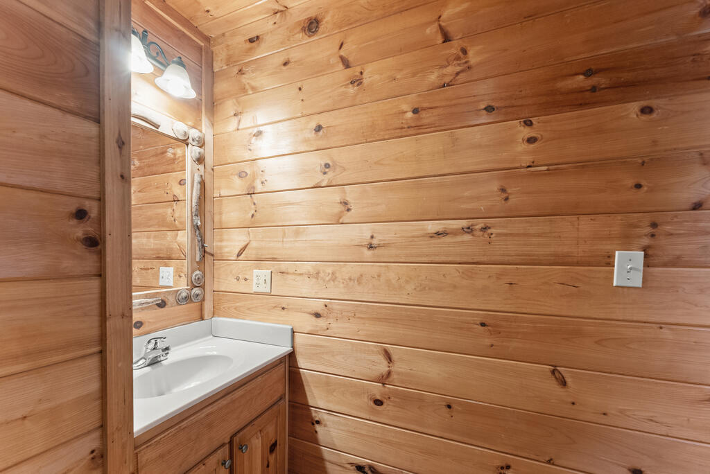 234 Old Indian Trail
