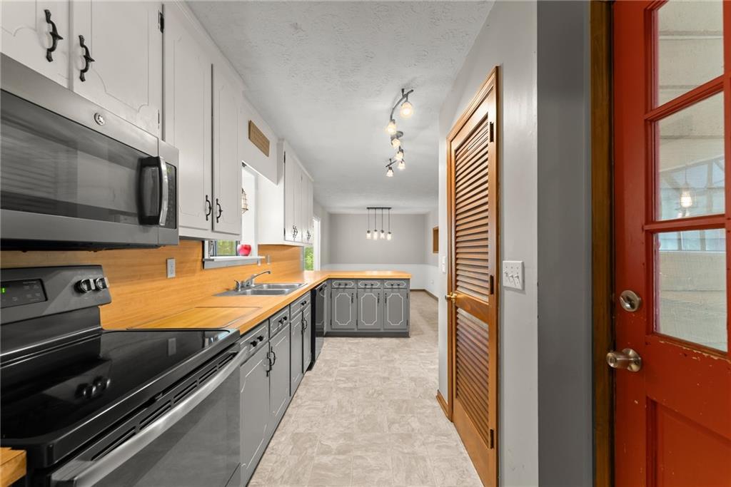 293 Long Swamp Church Road