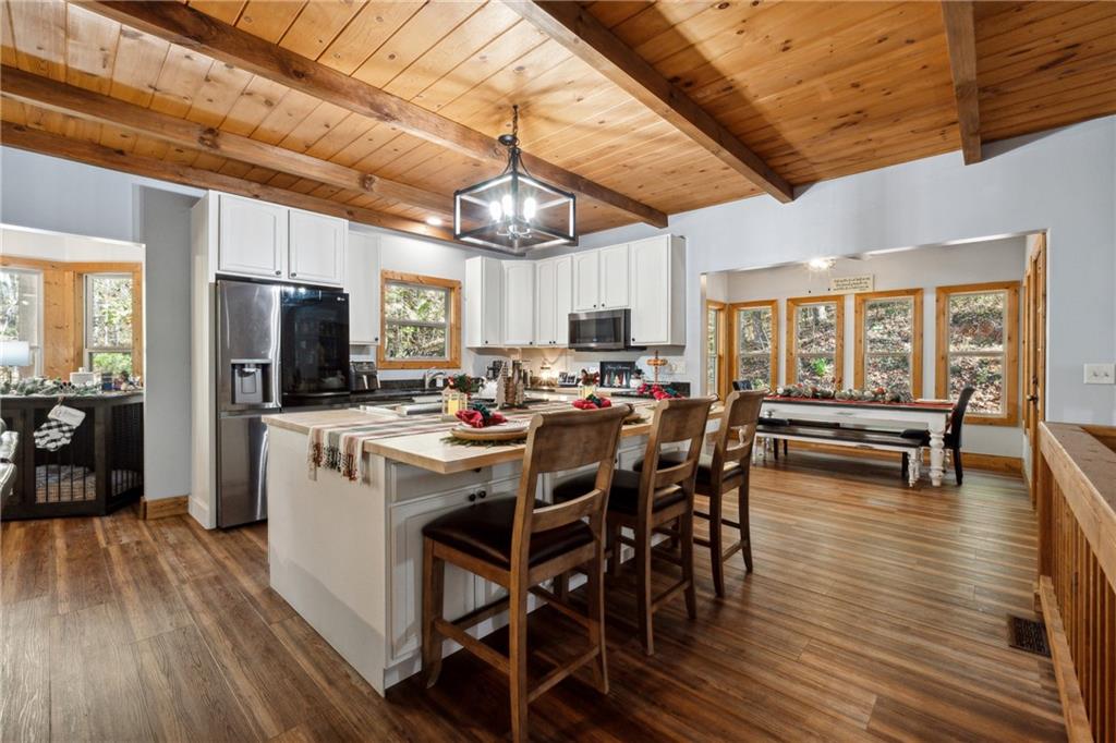 188 Ayers Rock Road