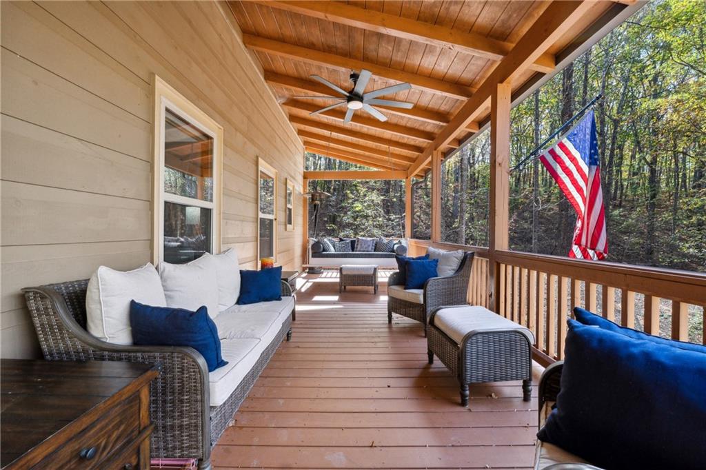 188 Ayers Rock Road