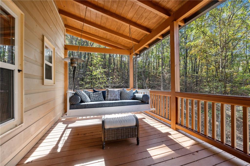 188 Ayers Rock Road