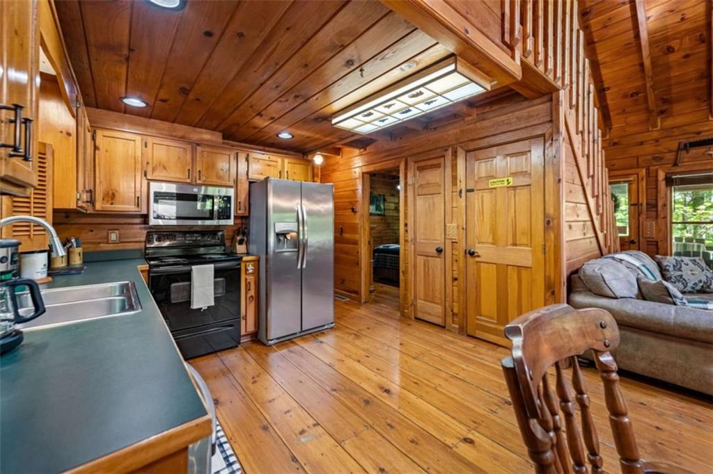 88 Indian Rock Road