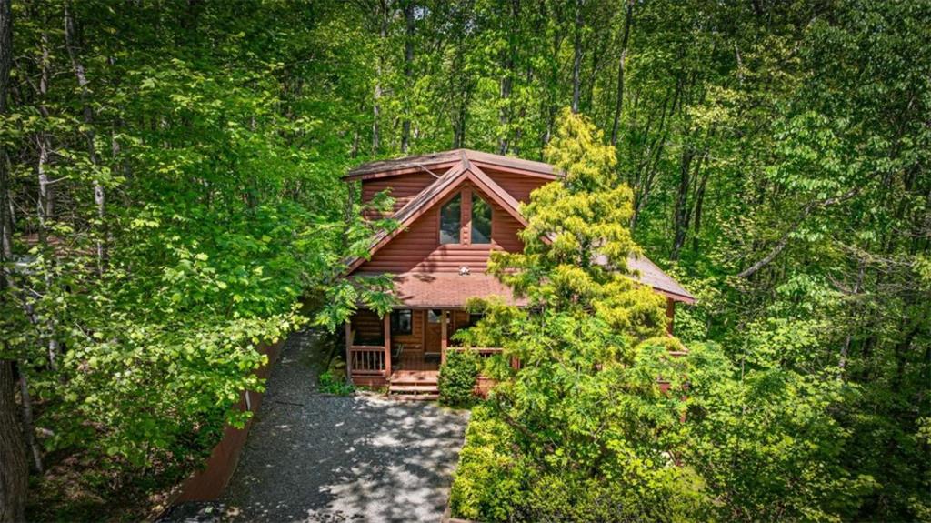88 Indian Rock Road