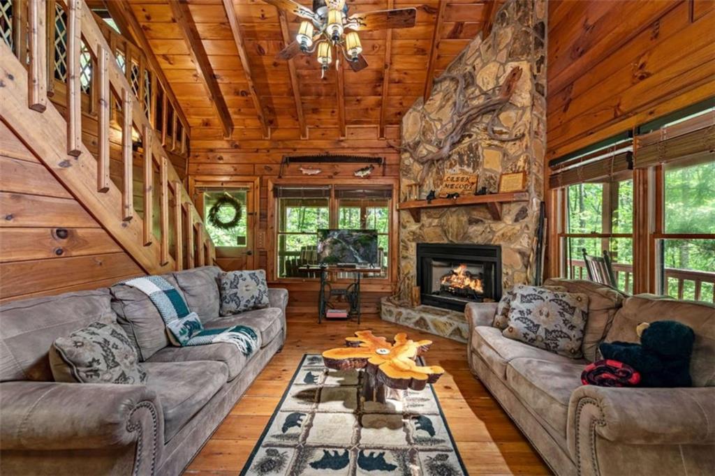 88 Indian Rock Road
