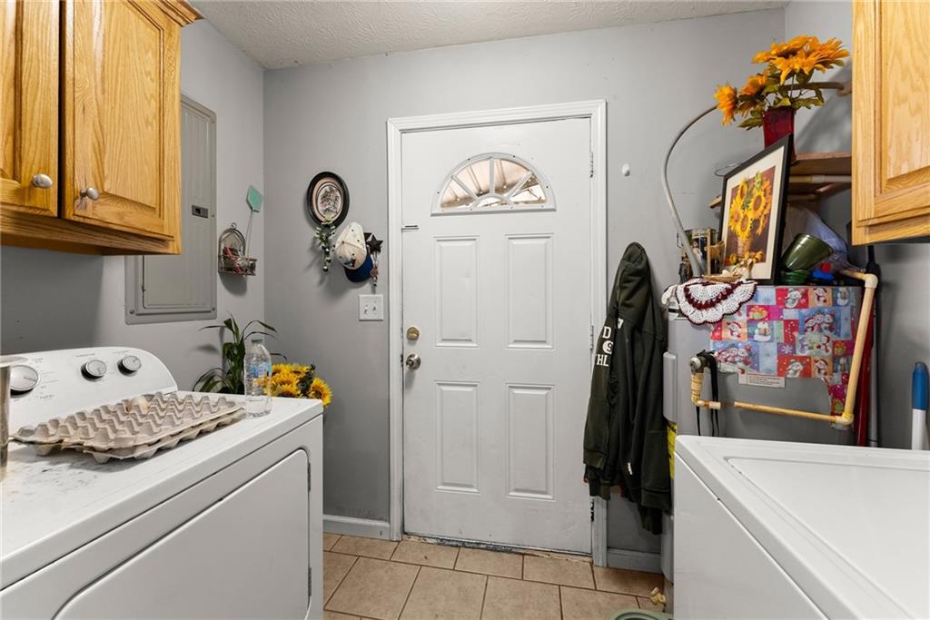 2971 Sky Lake Circle