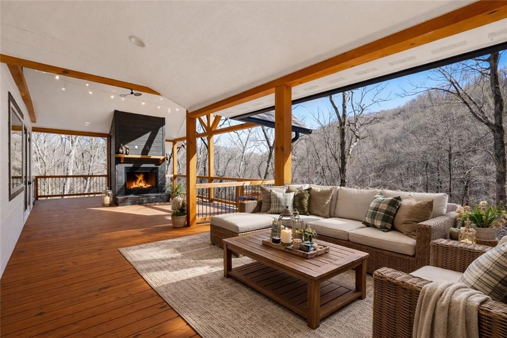 1041 Mountain Oak Road