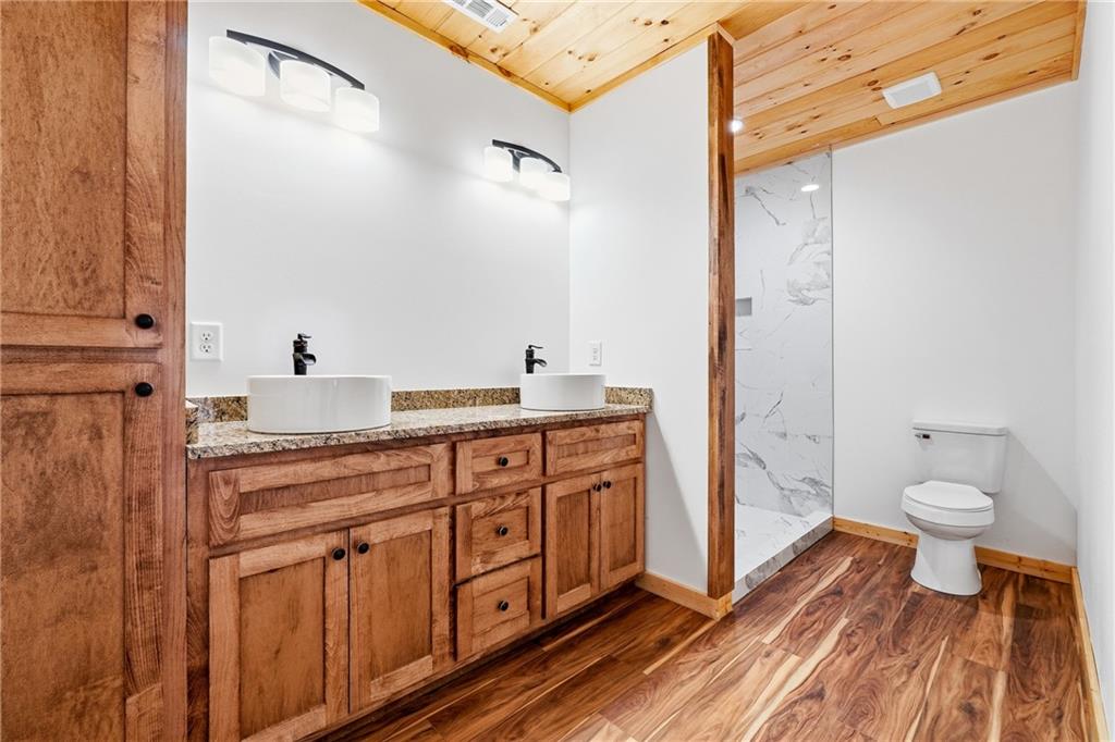 1041 Mountain Oak Road