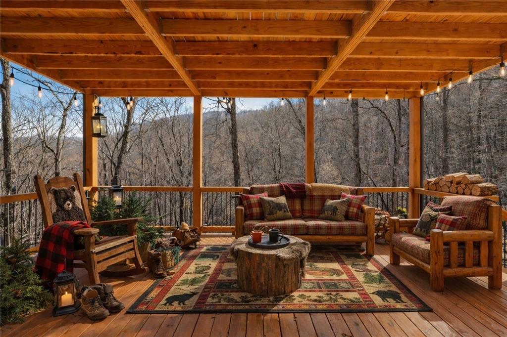 1041 Mountain Oak Road