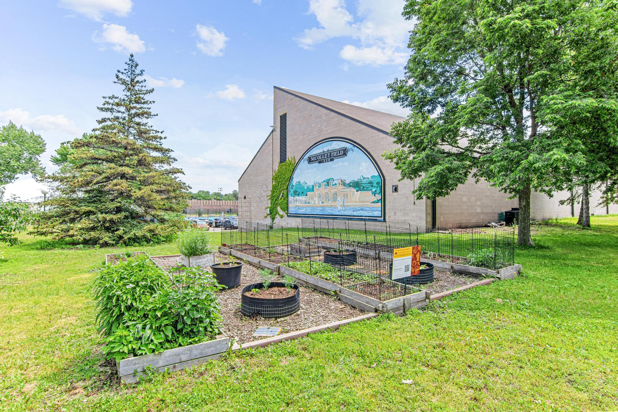 4035 Blaisdell Avenue