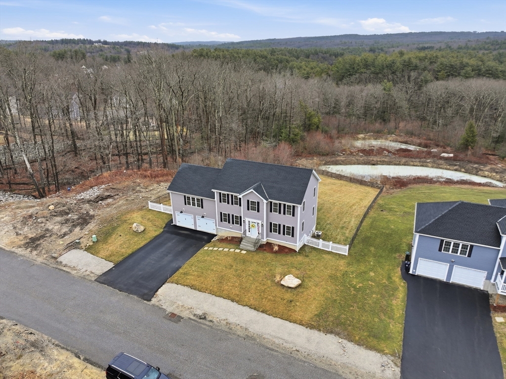 74 Deanna Dr