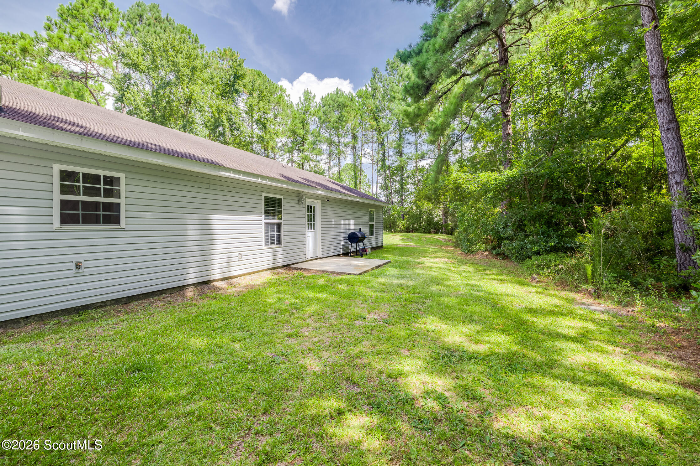 1527 Redfish Drive SE