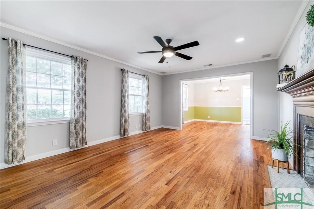 315 E DeRenne Avenue