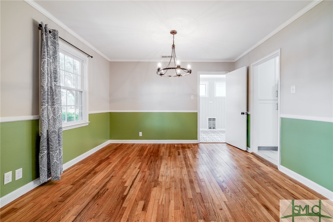 315 E DeRenne Avenue