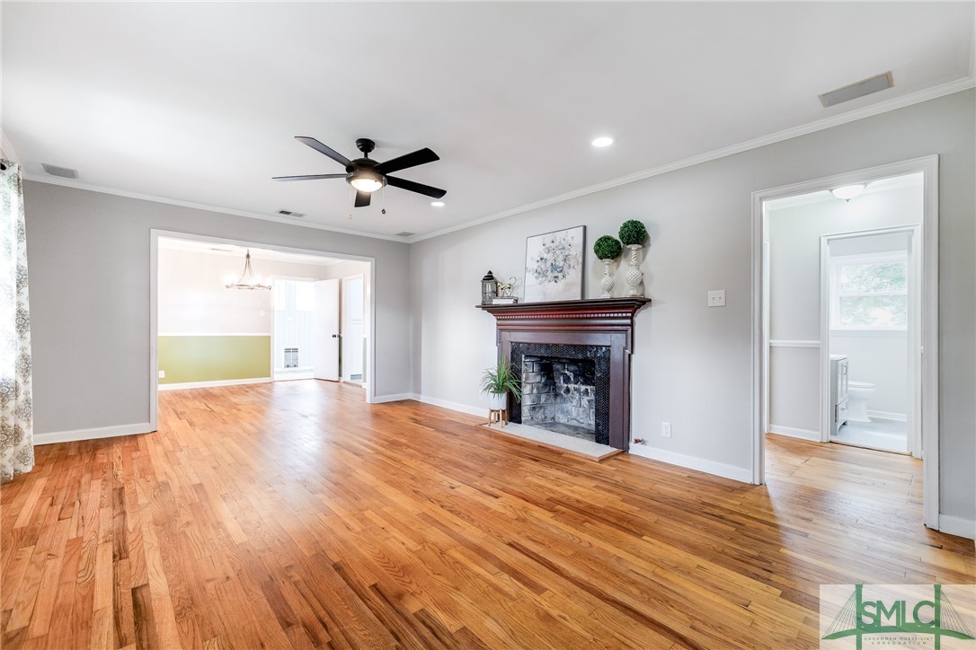 315 E DeRenne Avenue