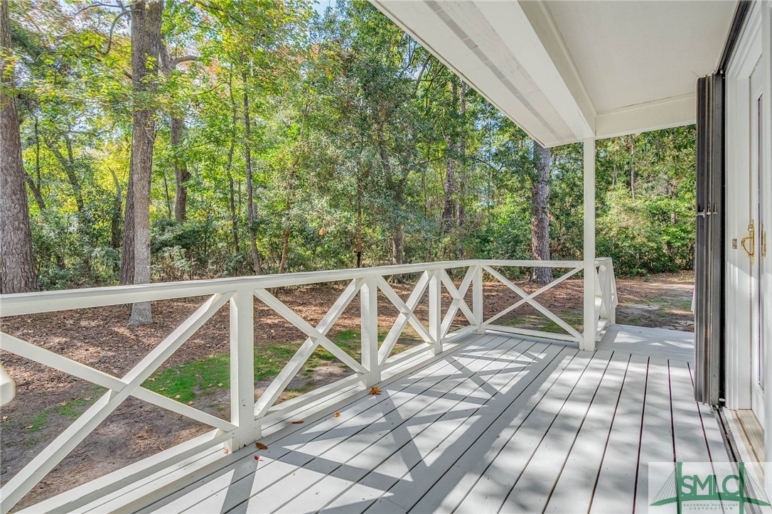 12 Deer Run Drive