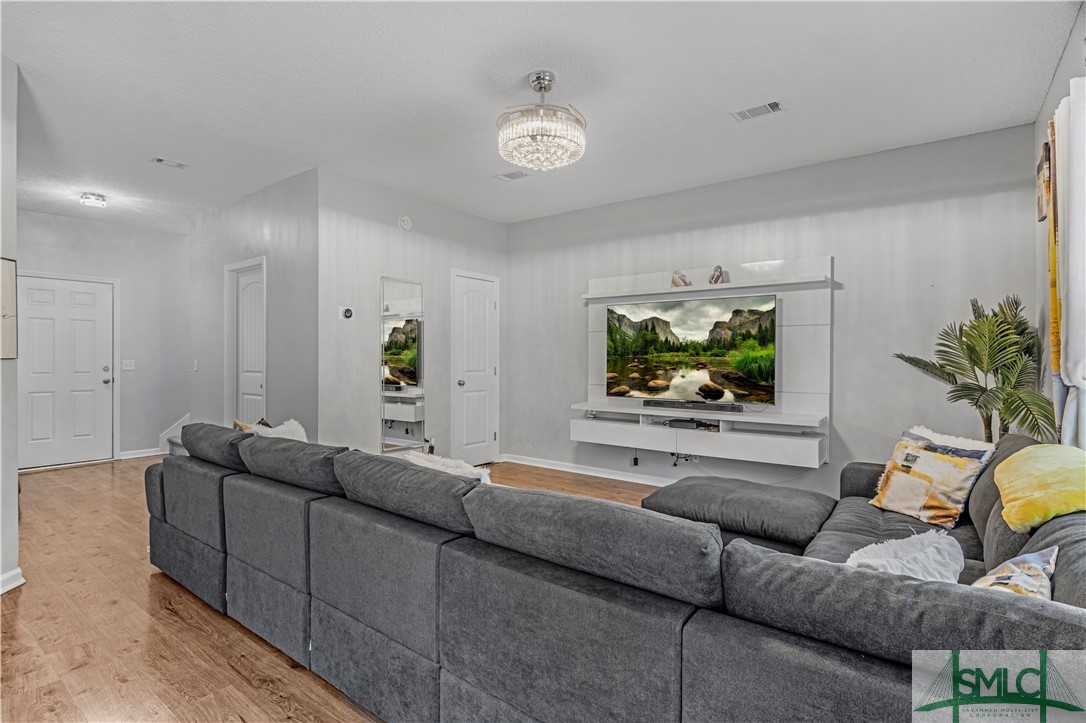 1904 Wiregrass Way