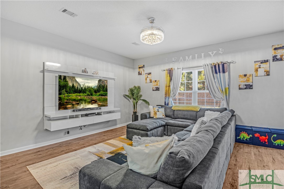 1904 Wiregrass Way