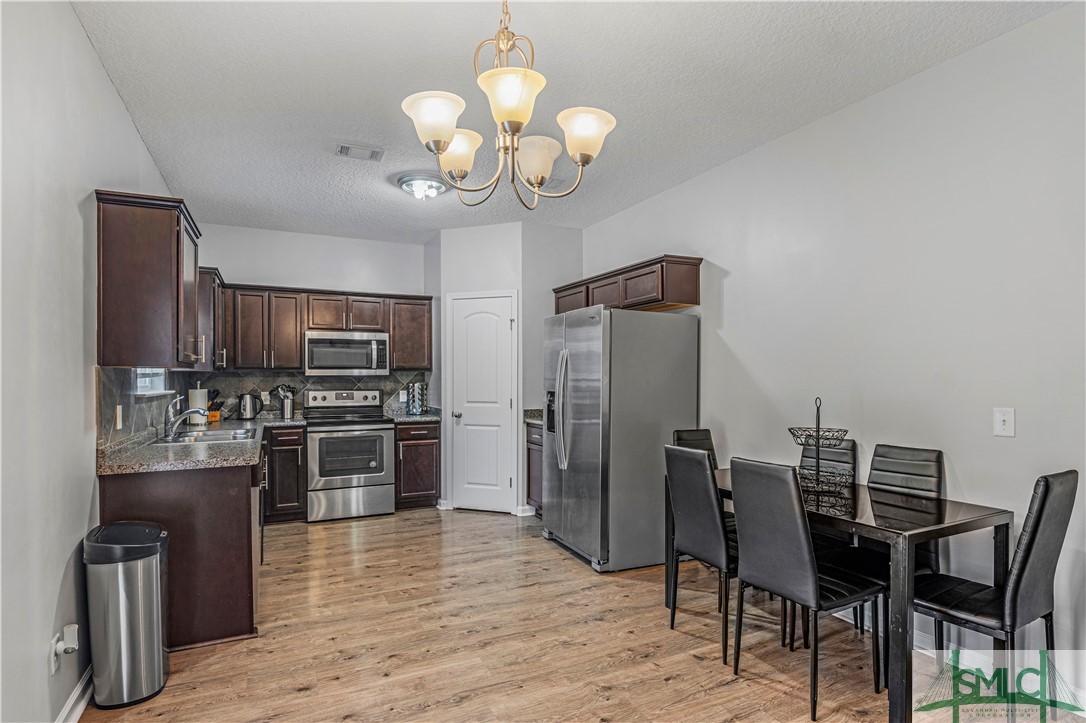1904 Wiregrass Way