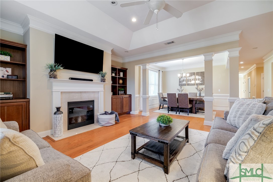 404 River Oaks Drive