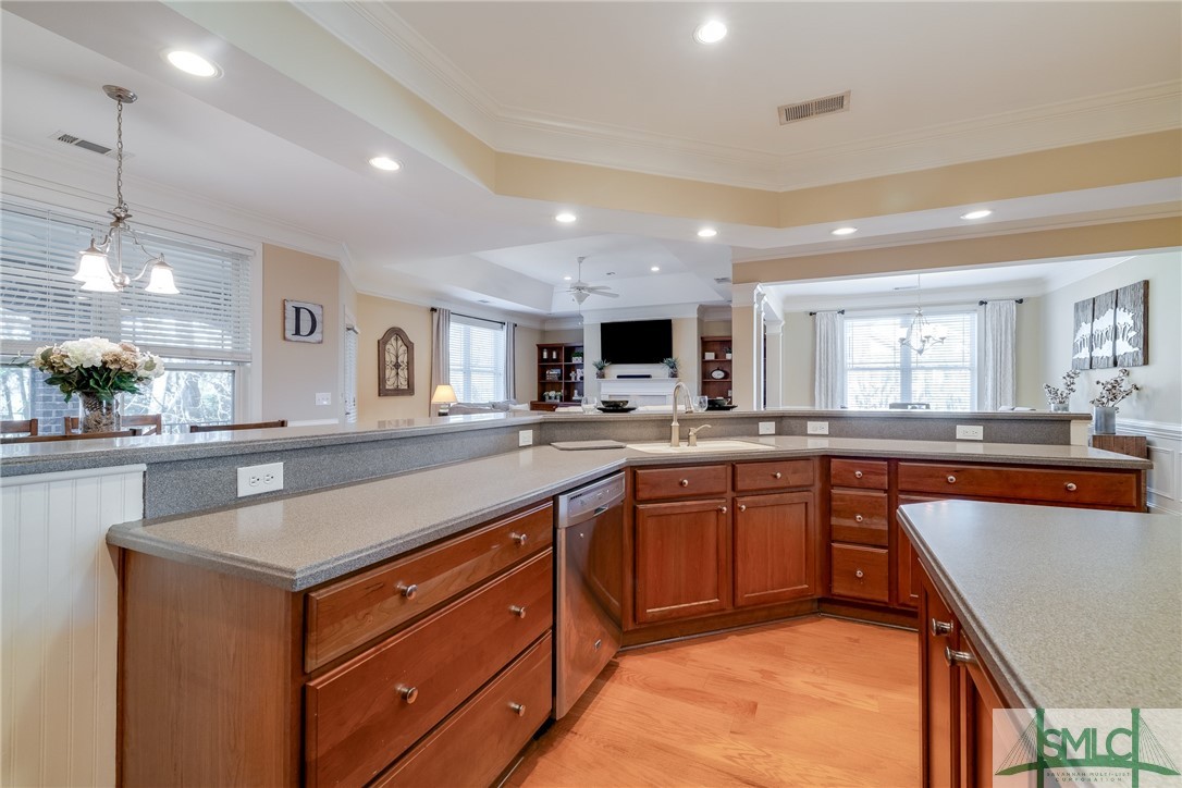 404 River Oaks Drive