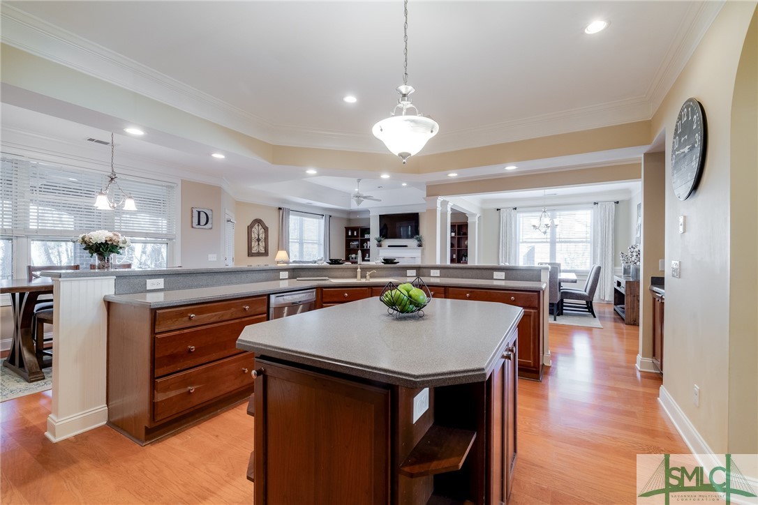 404 River Oaks Drive