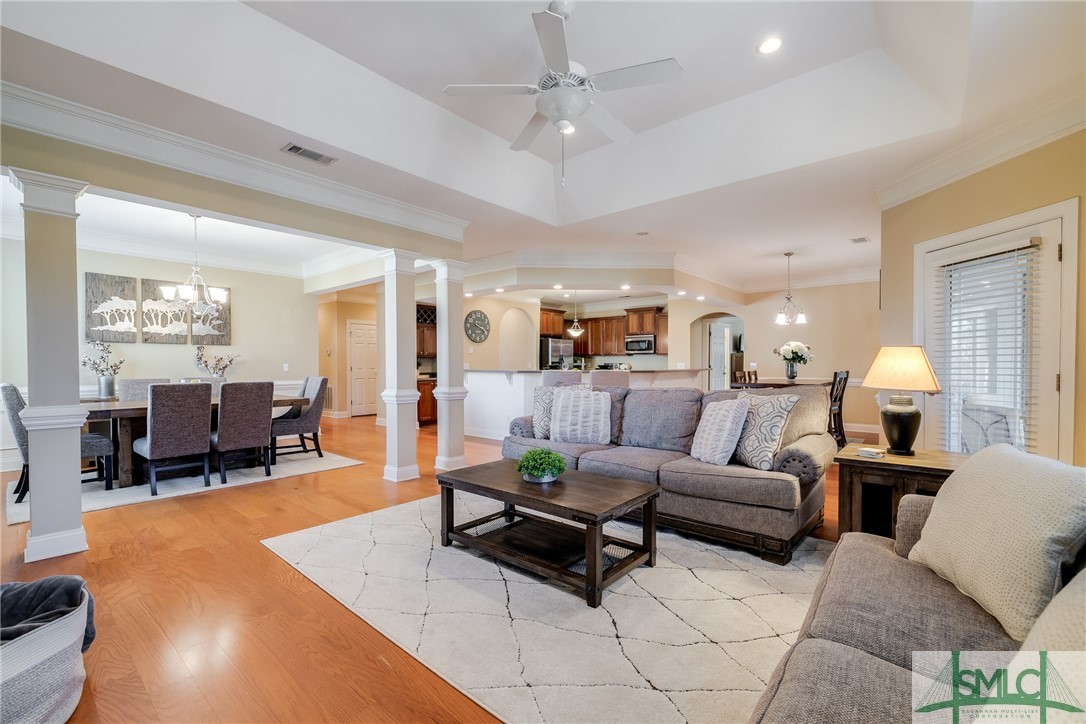 404 River Oaks Drive