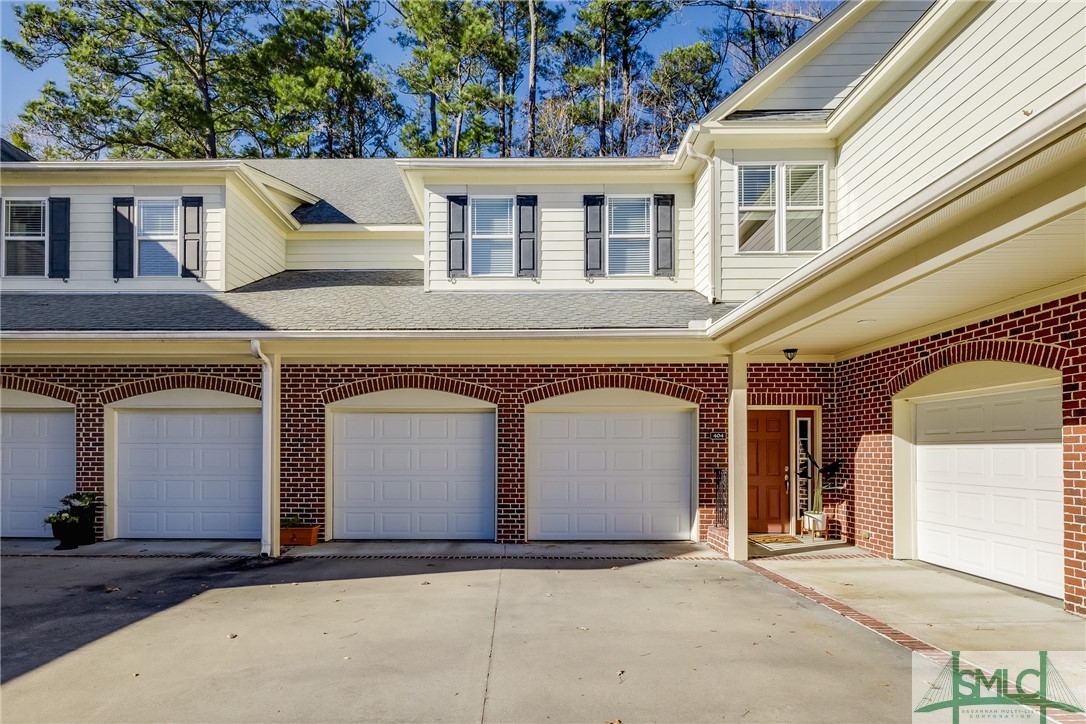 404 River Oaks Drive